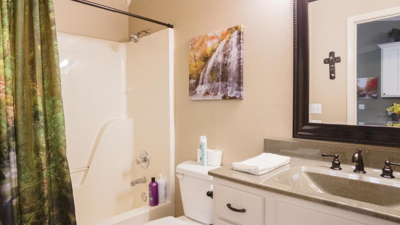 2Br Walk-In - Central Location - Free Tickets Included - Fc41-17 Бренсън Екстериор снимка